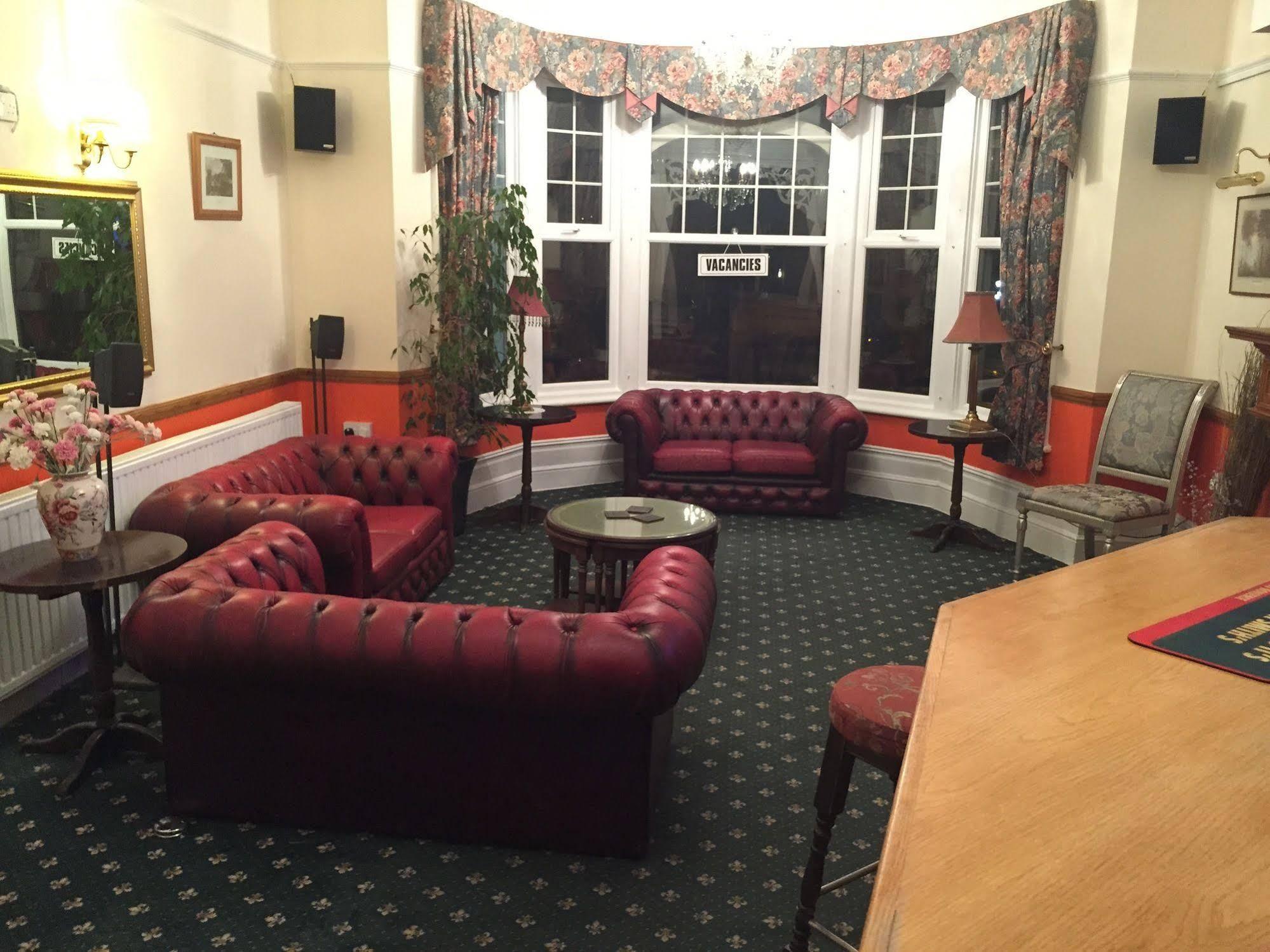 Welbeck Hotel - Close To Beach, Train Station & Southend Airport Luaran gambar